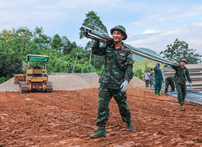 Khởi công xây dựng khu tái định cư cho người dân Làng Nủ, Kho Vàng - Ảnh 1.